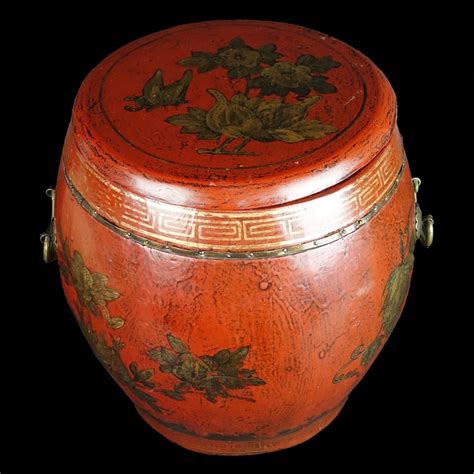 antique chinese containers